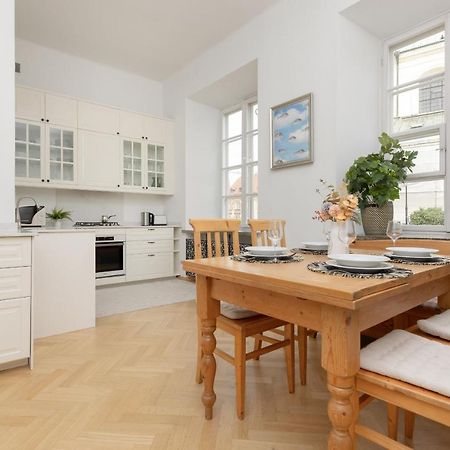 Family Apartment Freta Warsaw Old Town By Noclegi Renters Extérieur photo